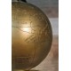Globe terrestre cuivre années 60